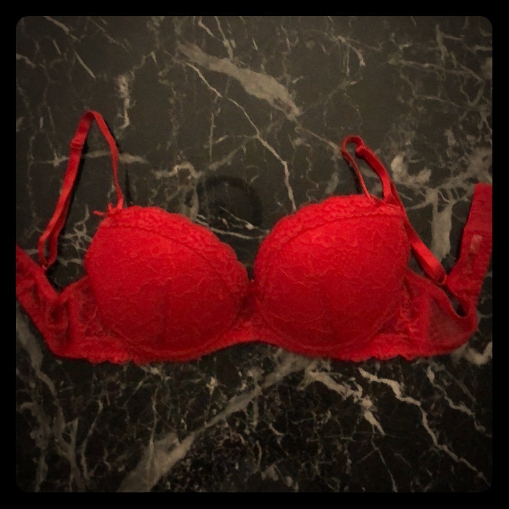 🍒 RED LACE BRA